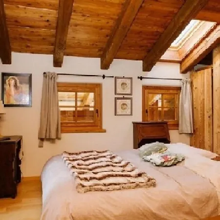 Chalet Di Lusso Su Tre Livelli Con Piscina Coperta E * Verrand